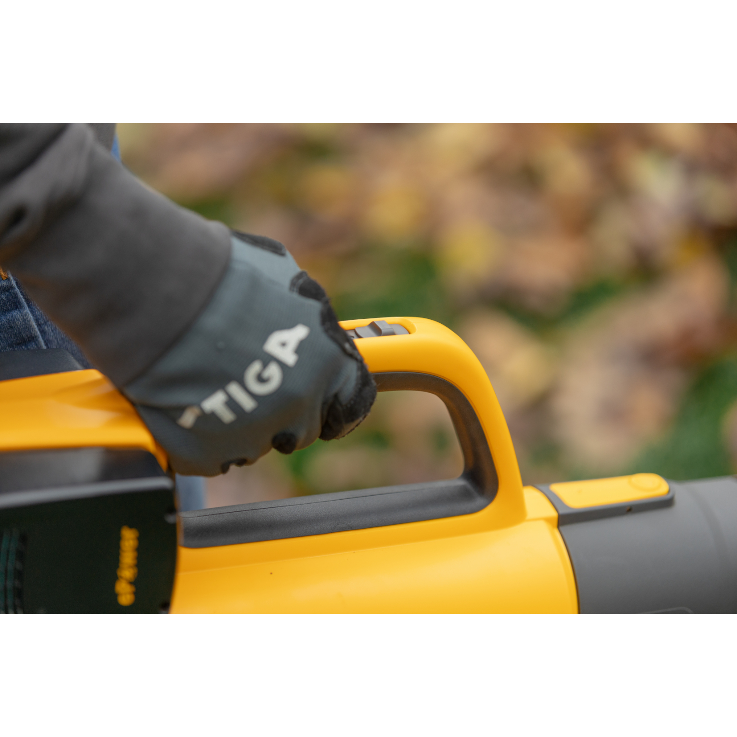 Stiga BL 300e Kit Souffleur à batterie (2 batteries 4,0Ah) - 20V-image