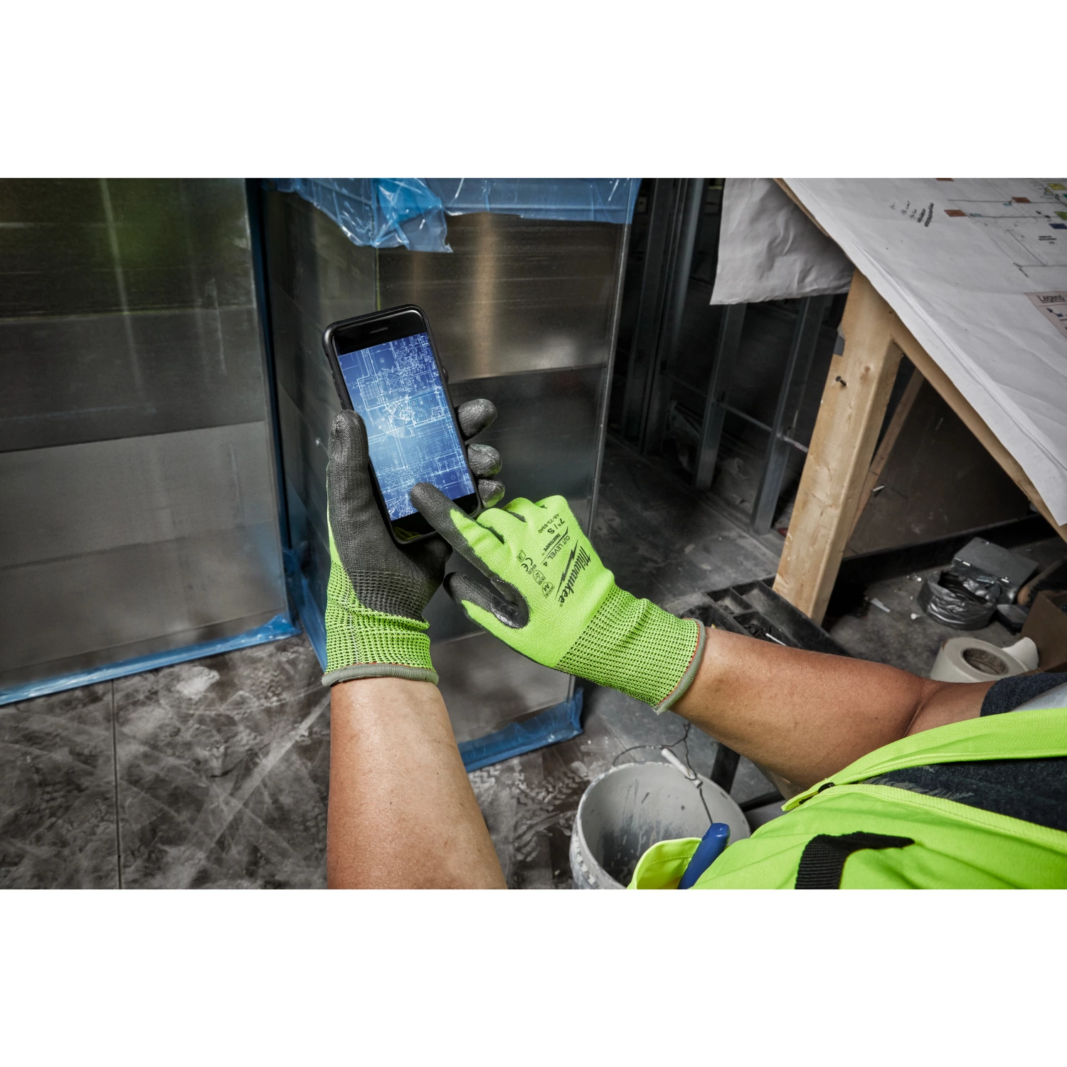 Milwaukee Hi-vis Gants de travail - classe de résistance aux coupures 4/D - 7/S