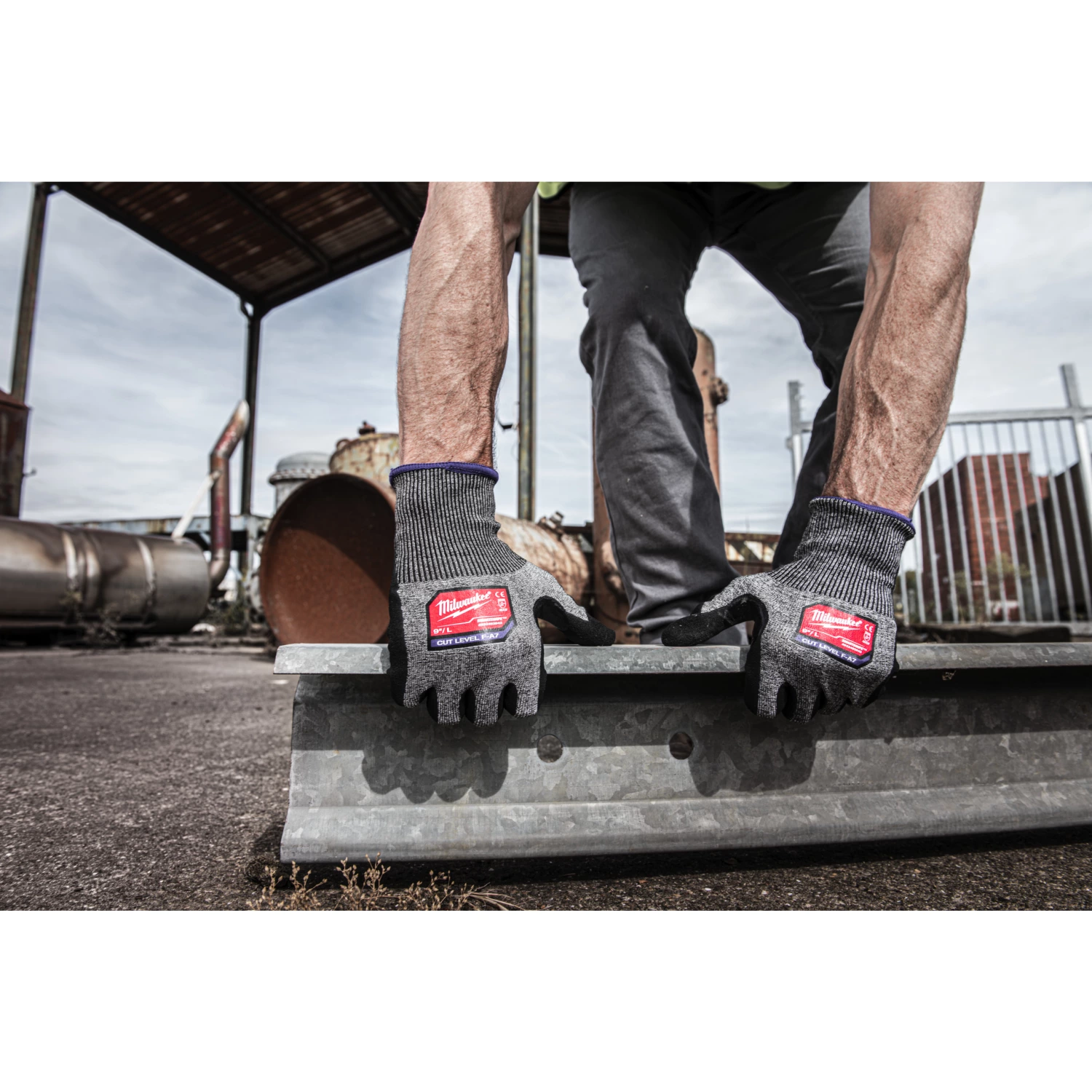 Milwaukee Gedipte Werkhandschoenen - snijklasse F - 7/S-image