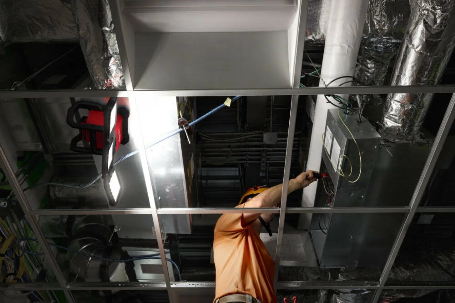 Milwaukee M18 MDTL-0 18V Li-Ion accu multi-werklamp body - 4500Lm - Trueview-image