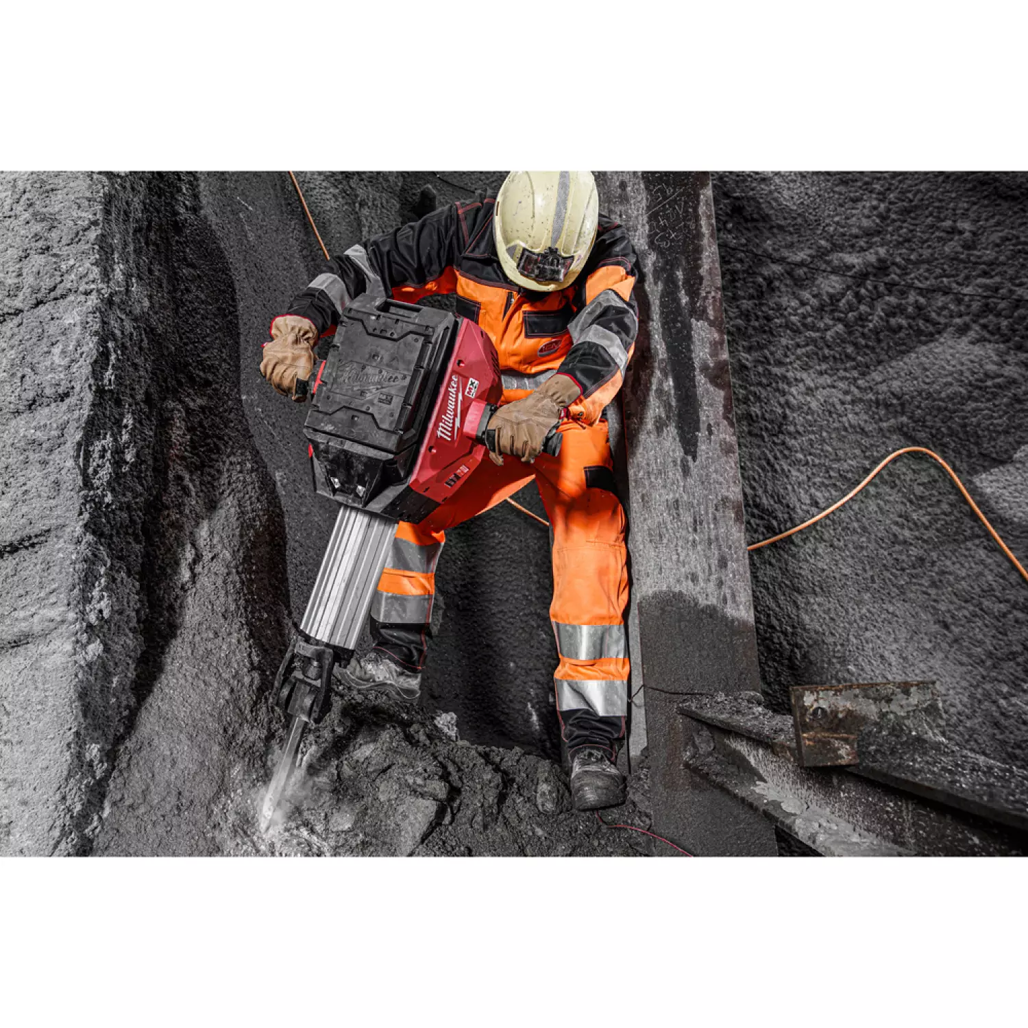 Milwaukee MXF DH2528H-602 MX Fuel accu sloophamer set (2x 6.0Ah accu) - 28mm HEX-image