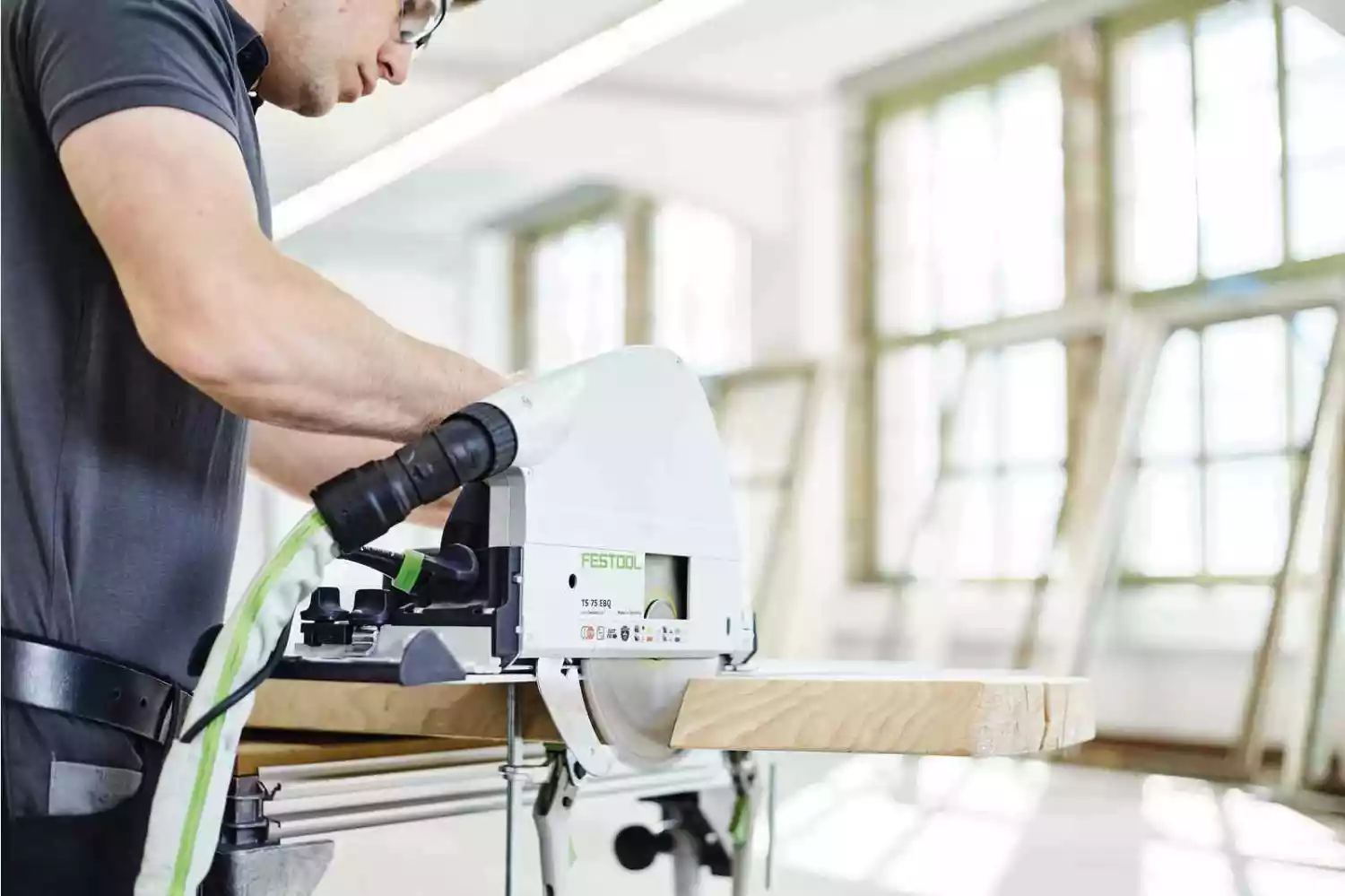 Festool TS 75 EBQ-Plus-FS Invalcirkelzaagmachine in Systainer - incl. geleiderail-image