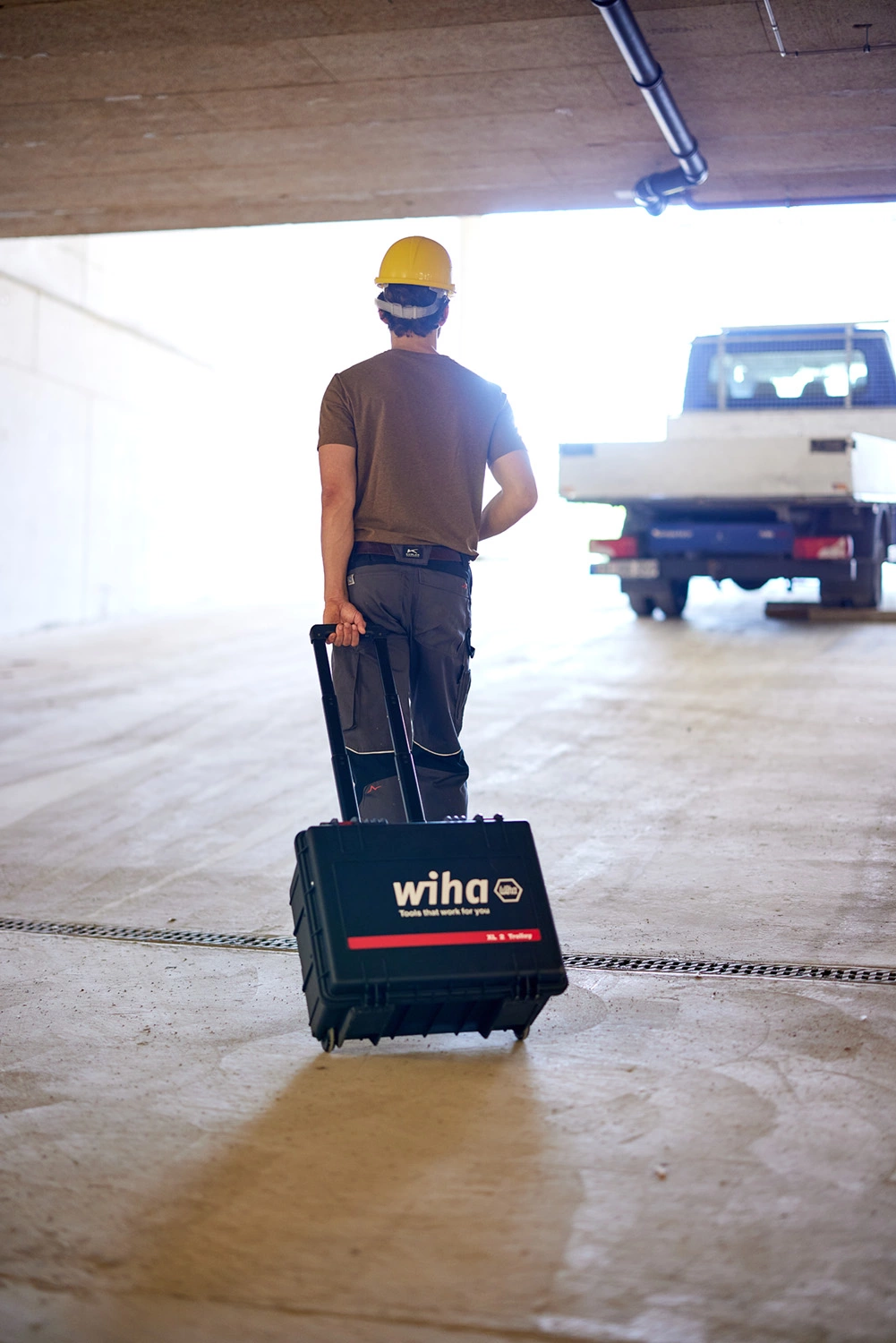 Wiha 45795 XL 2 Jeu d'outils électriques dans un chariot - 60 pièces-image