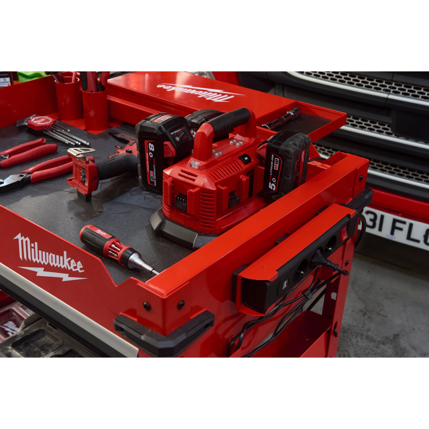 Milwaukee 4932478856 TOOLGUARD™ Servante d'atelier - 40˝ / 102 cm-image