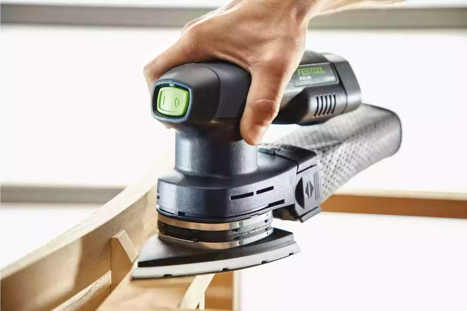 Festool DTSC 400 3,0 I-Set 18V Li-Ion accu deltaschuurmachine set (2x 3,0Ah) in systainer - 100x150mm-image