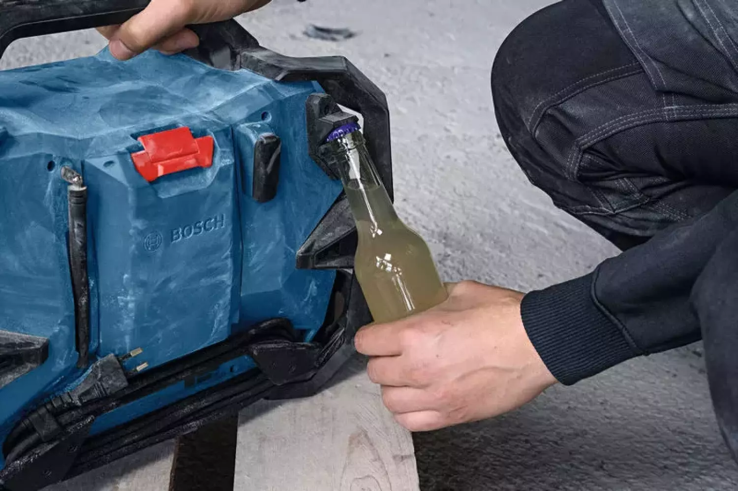 Bosch GPB 18VH-6 SRC 12V / 18V accu Bouwradio (met oplaadfunctie) - DAB+ - Bluetooth-image