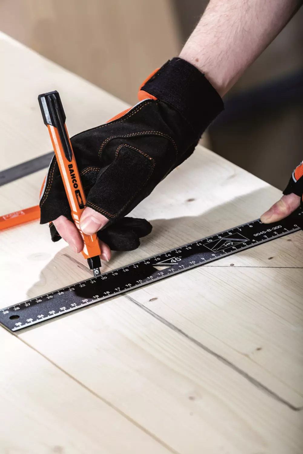 Bahco 9045-B-200 - Équerres de charpentier avec lame en acier-image