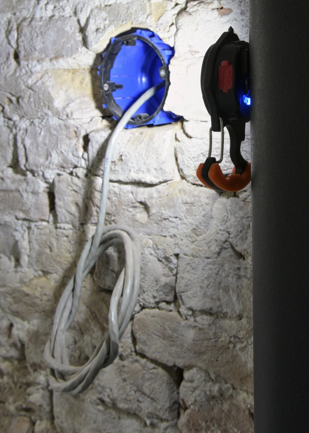 Bailey RoBust LED Keyring 5W 500lm Wit + Rood IP44 5V-image