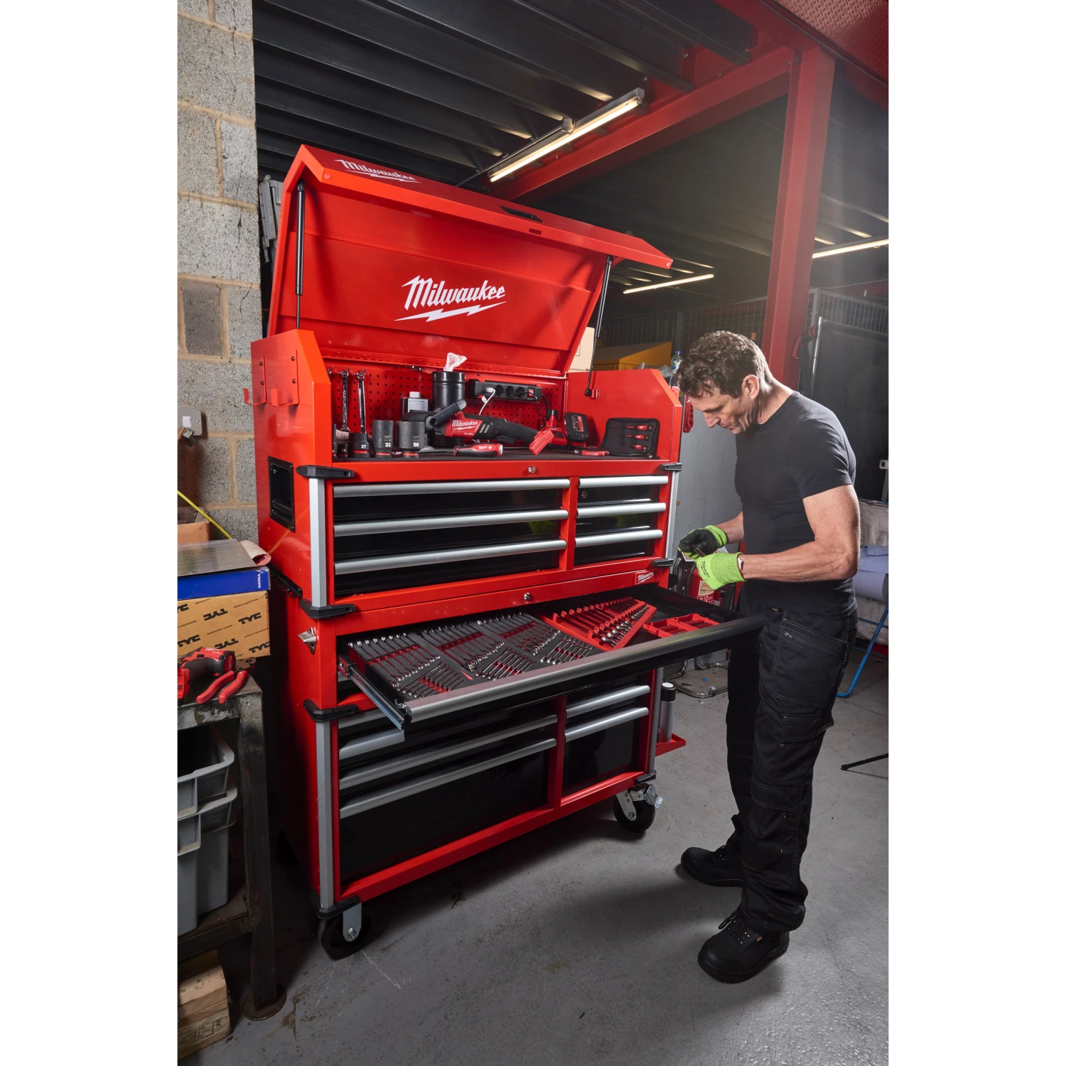 Milwaukee 4932478852 Stalen gereedschapswagen met 10 lades - 46˝ / 117 cm-image