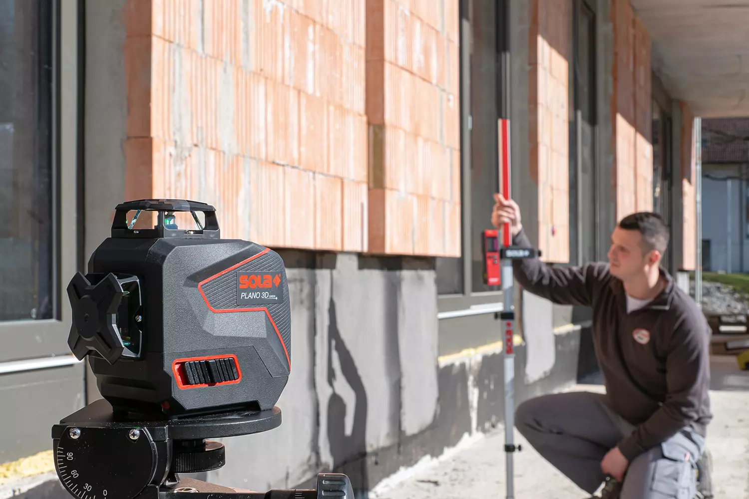 Sola PLANO 3D Green RCB Set Laser à lignes croisées 360° dans un coffret - 3 lignes - vert - 30 m - IP54-image