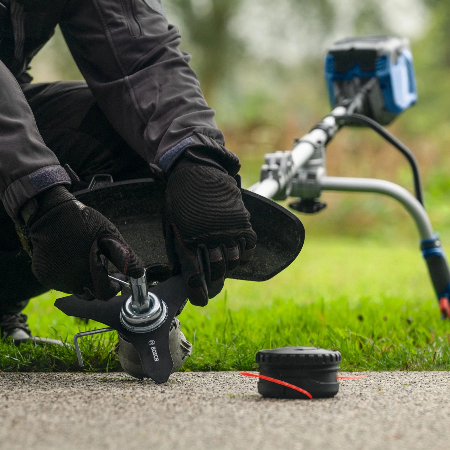 Bosch GFR18V-25BH Tondeuse à gazon sans fil 18 V Li-ion - 40 cm-image