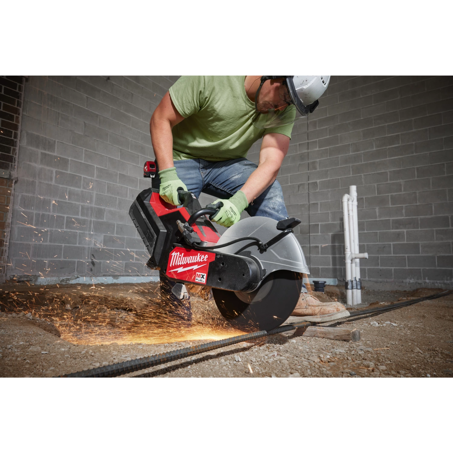 Milwaukee MXF COS350G2-802 MX Fuel accu doorslijpmache set (2x 8.0Ah accu) - 350mm-image