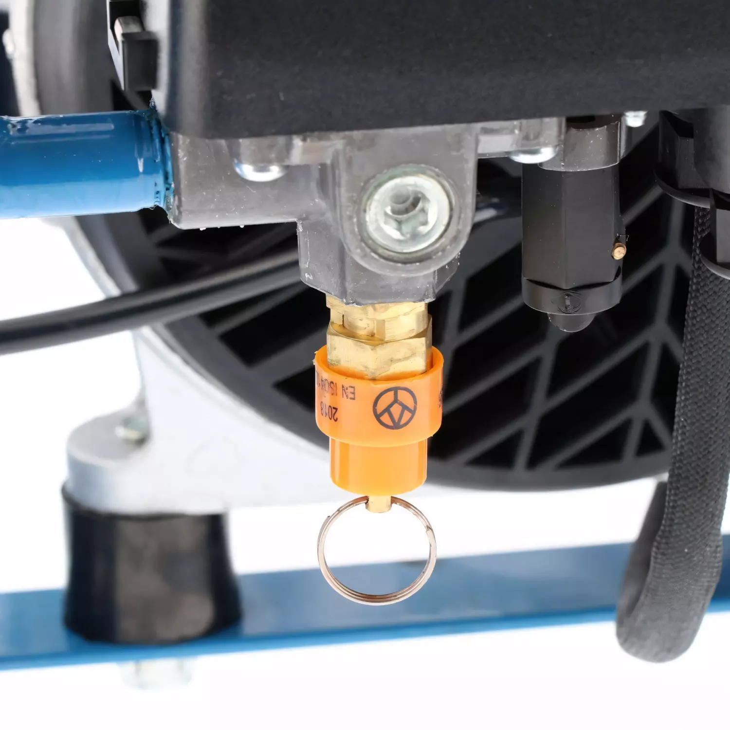 Airpress LMO 4-170 Compresseur silencieux - Sans huile - 10 bars - 90 l/min - 4L-image