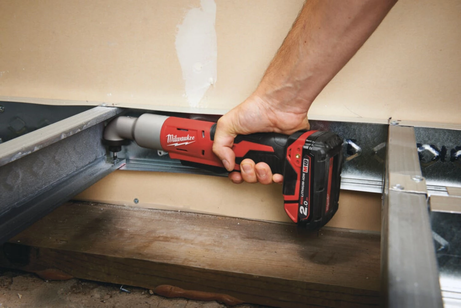 Milwaukee M12 BRAID-0 12V Li-Ion accu haakse slagschroevendraaier body-image