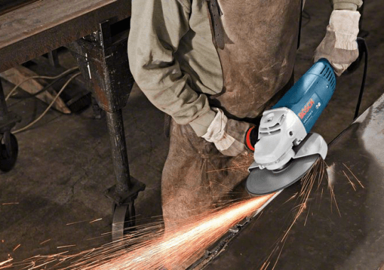 Een Bosch haakse slijpmachine uit 2016 in gebruik? Let even op!-image