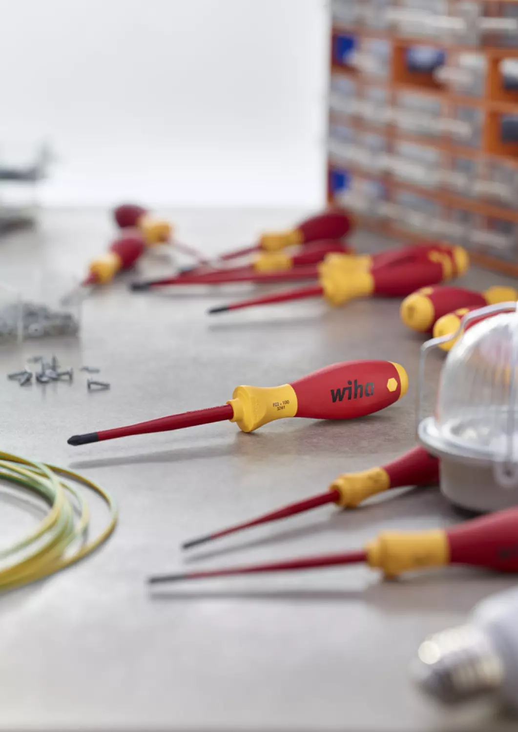 Wiha 3281 SoftFinish electric slimFix PlusMinus Schroevendraaier - Pozidriv/Sleuf - PZ2 x 100mm-image