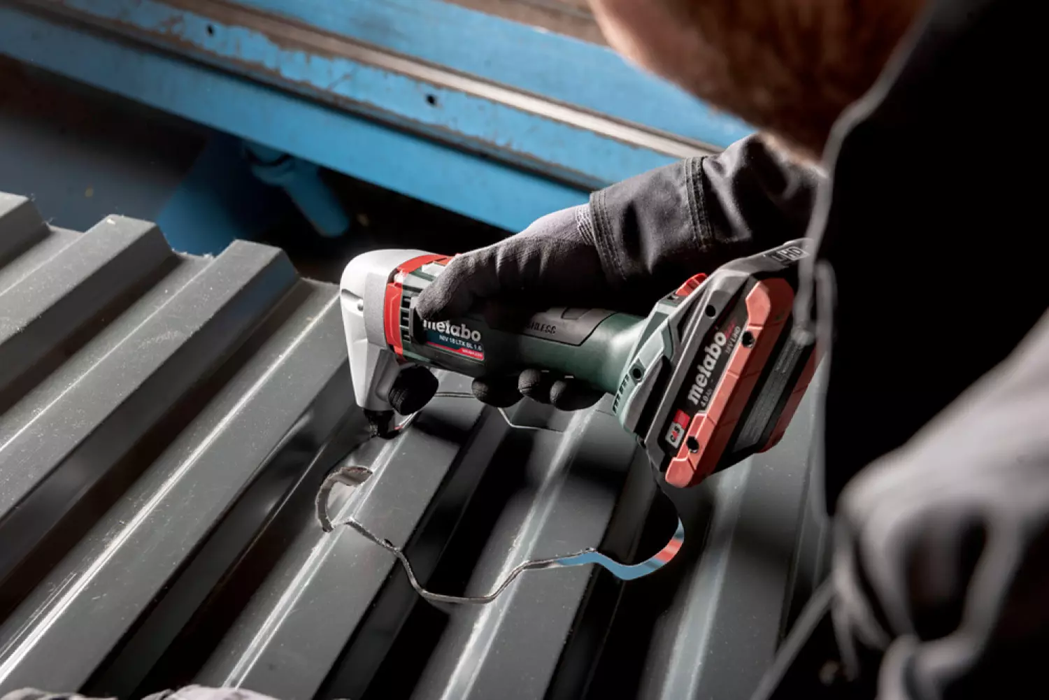 Metabo NIV 18 LTX BL-M 18V Li-Ion accu knabbelschaar body in MetaLoc-image