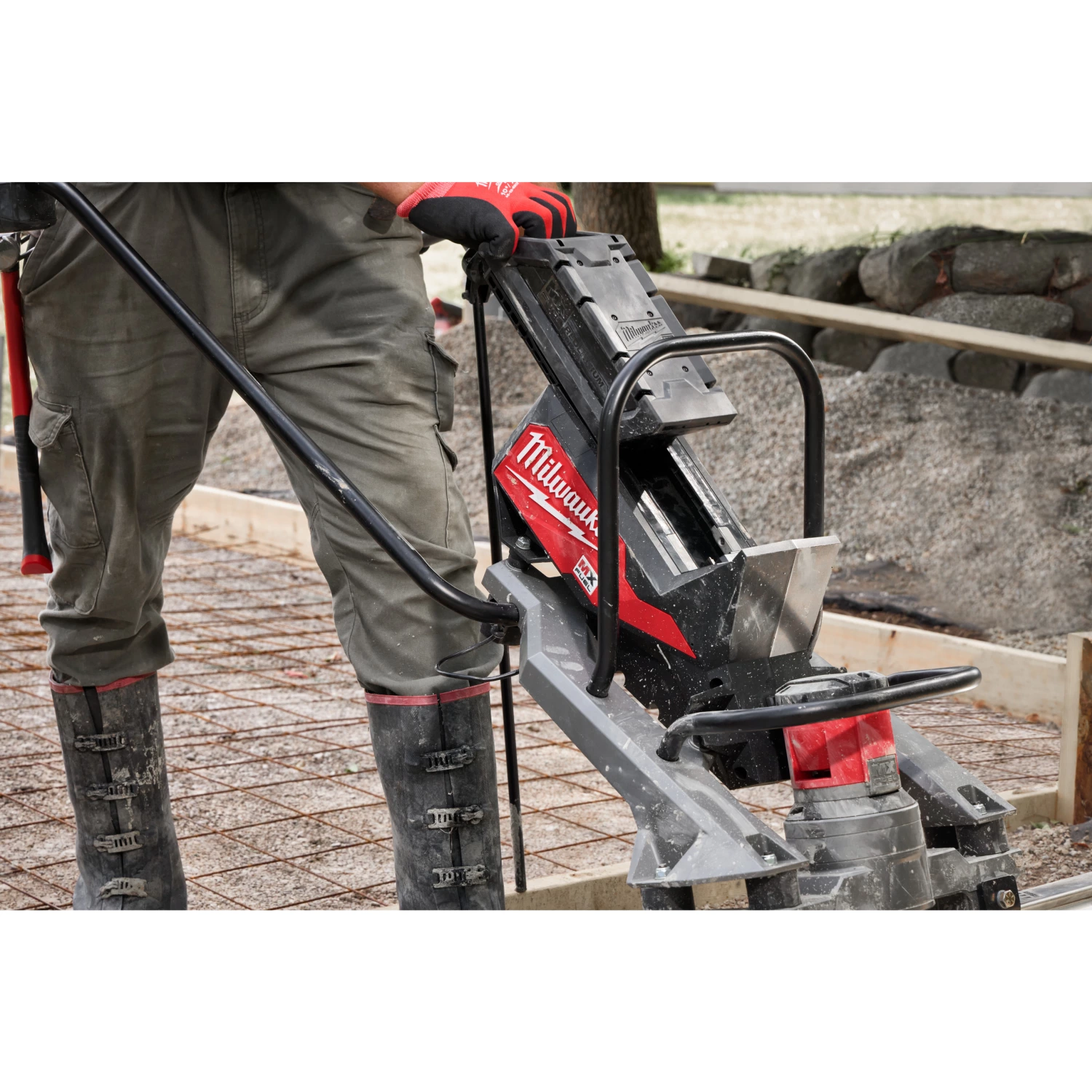 Milwaukee MXF PSC-302 MX Fuel accu beton trilspaan set (2x 3.0Ah accu)-image
