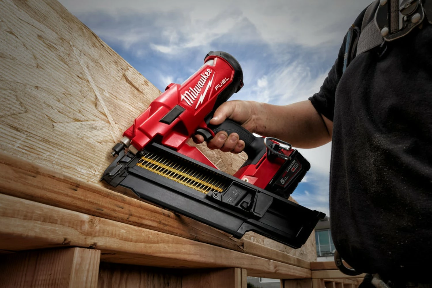 Milwaukee M18 FFN21-0C Cloueuse sans fil-image