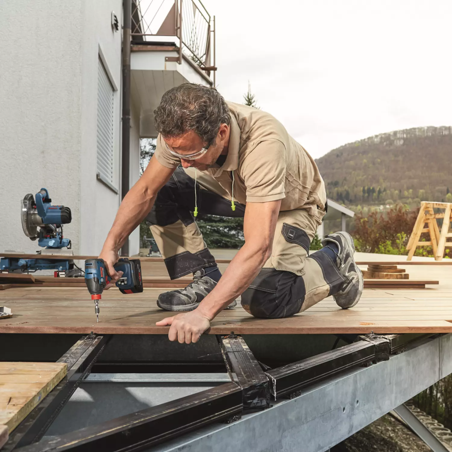 Bosch GDX 18V-210 C 18V Li-ion accu draaislagmoeraanzetter body in L-Boxx - 210Nm-image