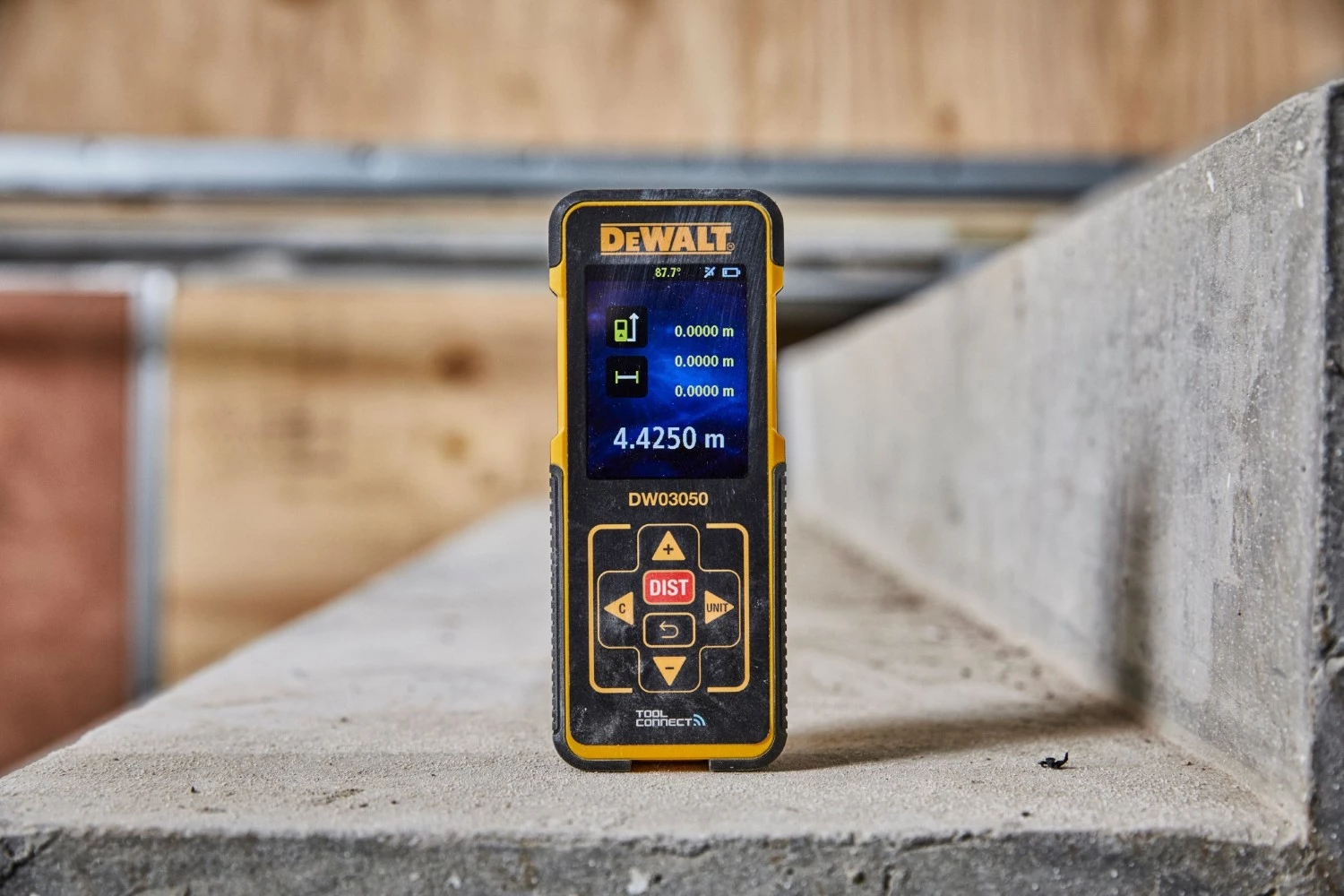 DeWALT DW03050 - Télémètre laser dans étui - 50m-image