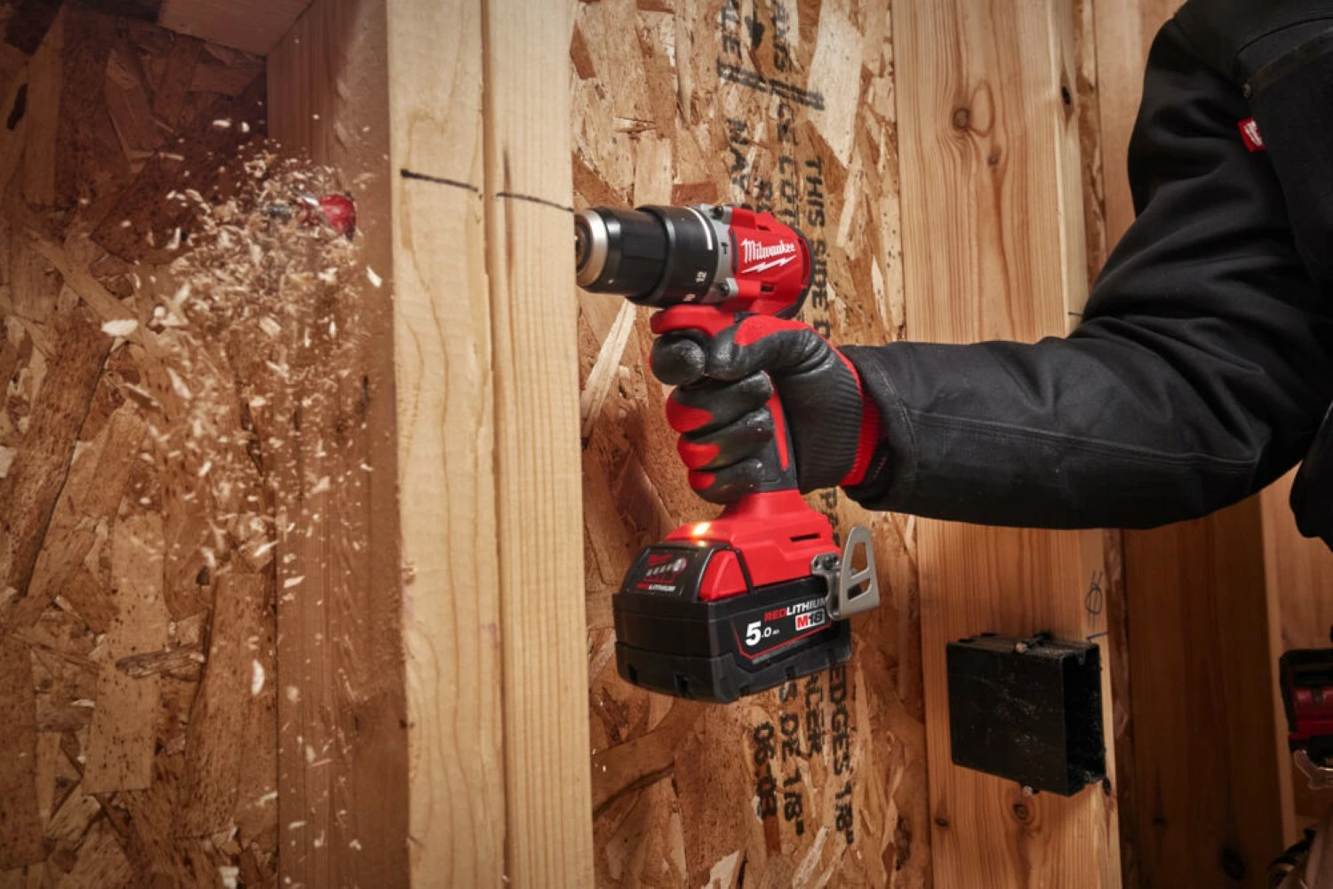 Milwaukee M18 BLDDRC-502C Boorschroefmachine (2x 5.0 Ah accu) - koolborstelloos - in koffer-image