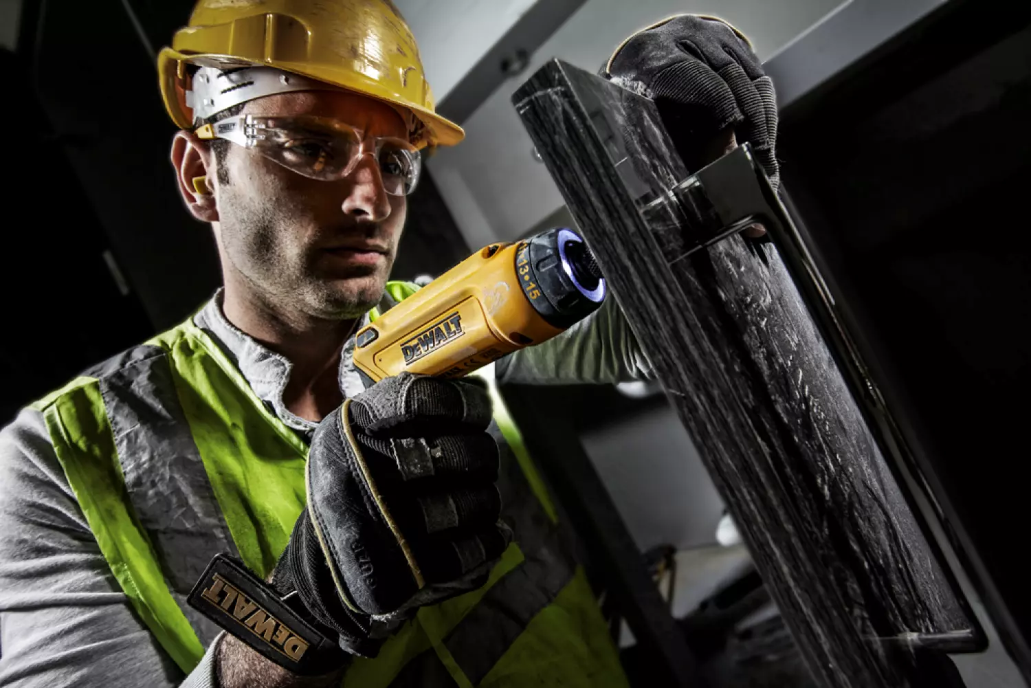 DeWALT DCF680G2 Visseuse à batteries 7.2V Li-Ion set (2x batterie 1,0Ah) dans coffret-image