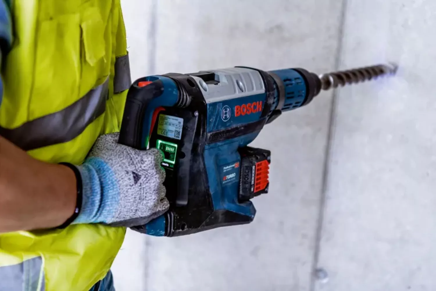 Bosch EXBA18V-150 / 160 Kit de démarrage sans fil (2x 15Ah) + chargeur-image