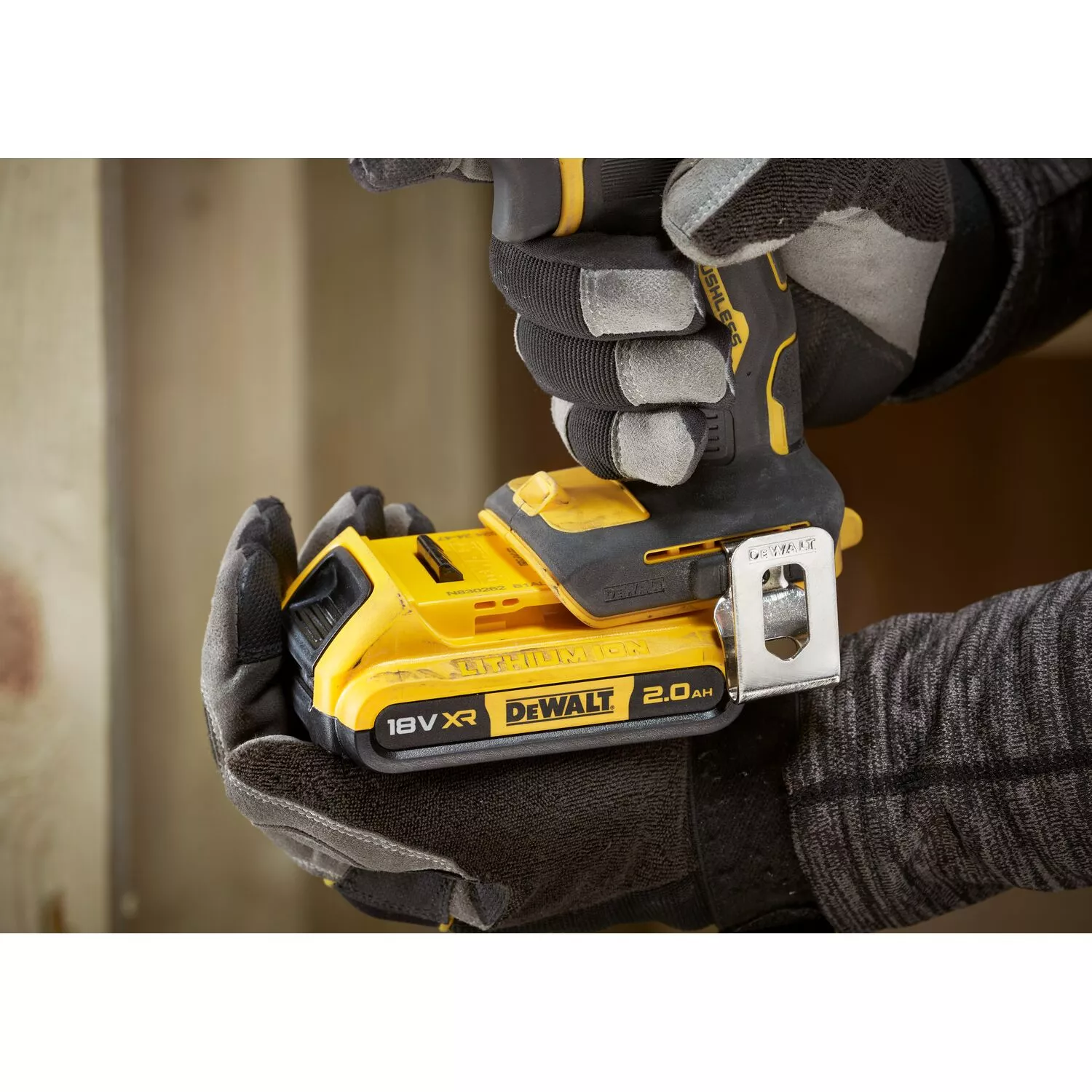 DeWALT DCD794D2T Kit perceuse/visseuse sans fil Li-ion 18 V (2 batteries 2,0 Ah) dans TSTAK-image