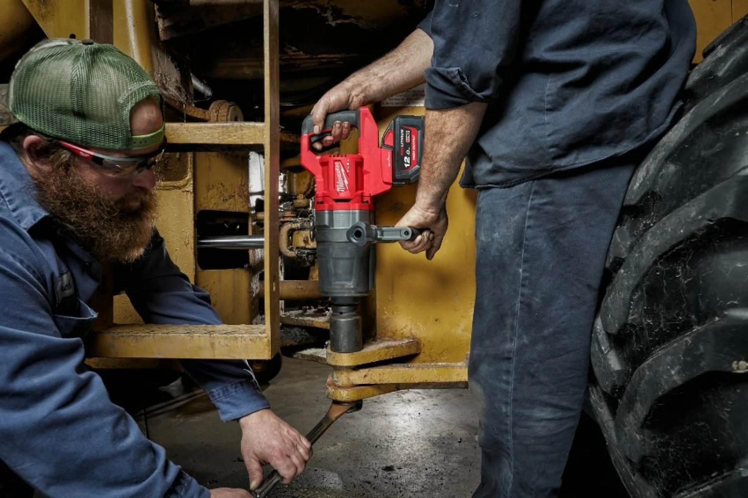 Milwaukee M18 ONEFHIWF1DS-0C 18V Li-ion accu Slagmoersleutel met frictiering body in koffer - 1" - 2576Nm-image