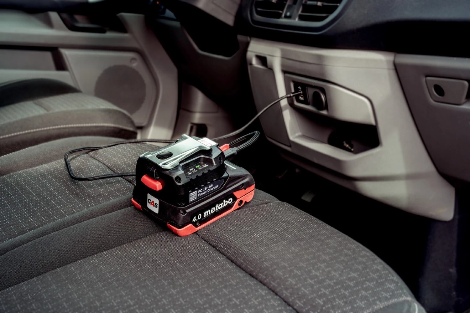 Metabo PC 18-65 18V Power Charger-image