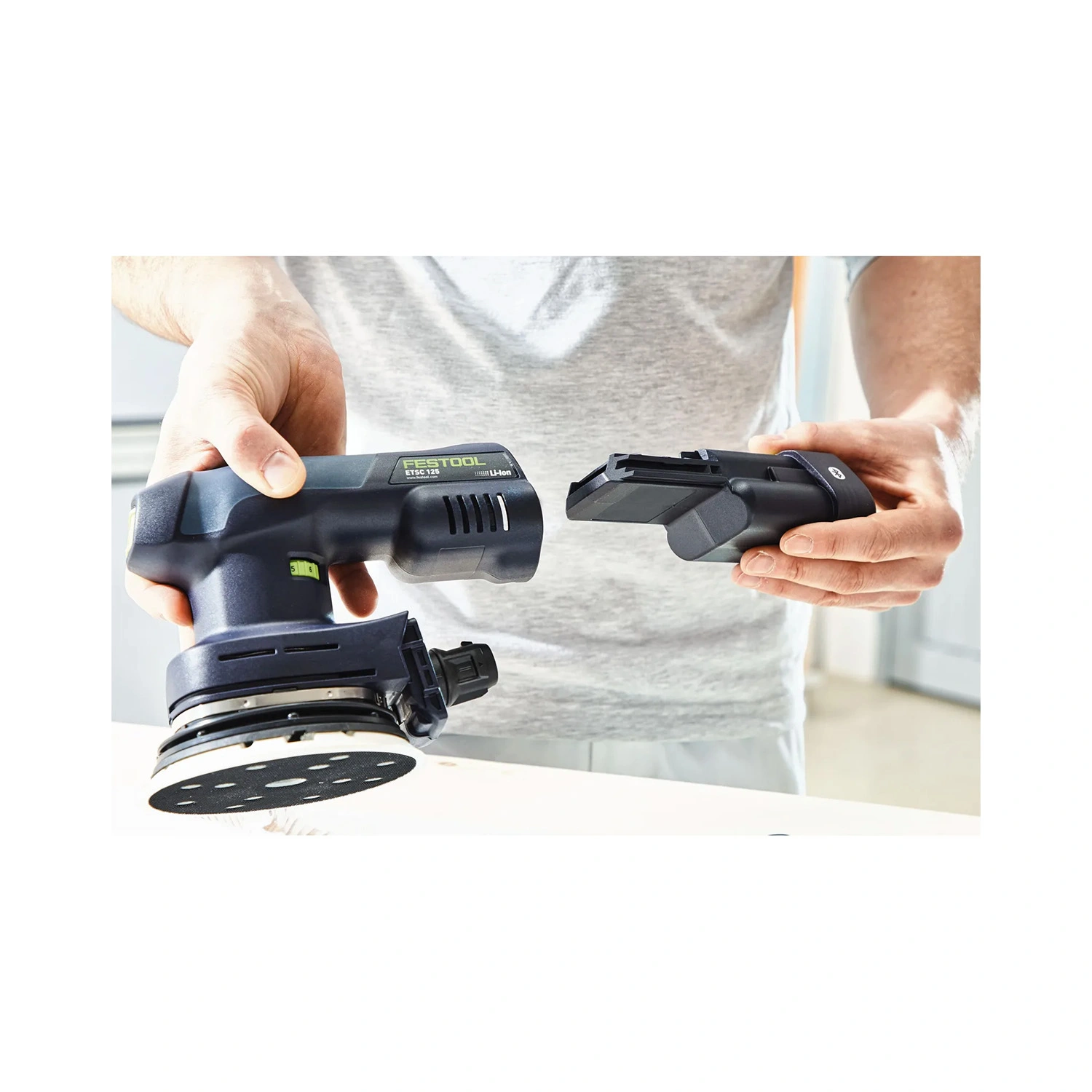 Festool ETSC 125 3,0 I-Plus : kit de ponceuse excentrique sans fil (2 x 3 Ah) dans un Systainer - 18 V - 125 mm