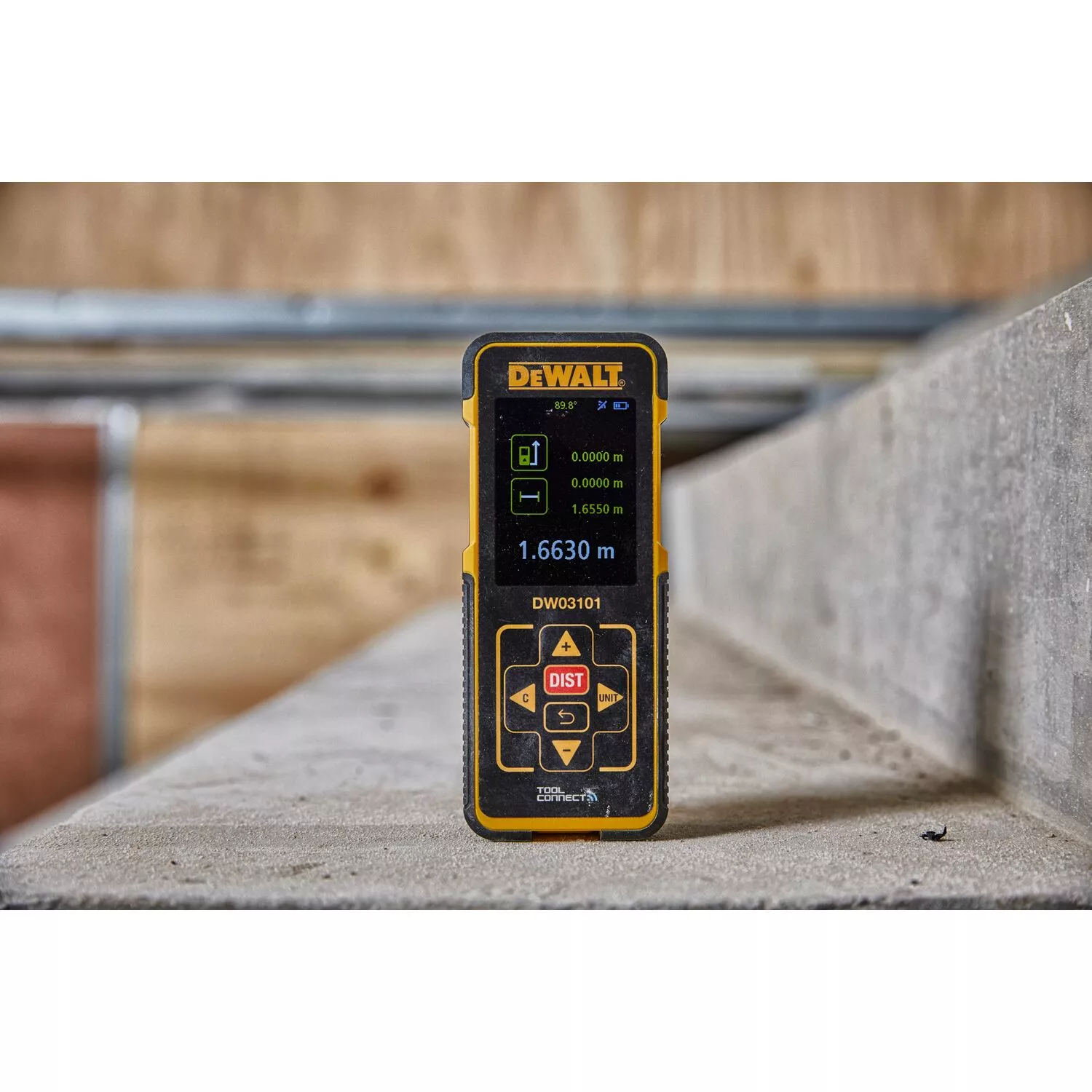 DeWALT DW03101-XJ Afstandsmeter in tas - Bluetooth -100m - rood - IP54-image