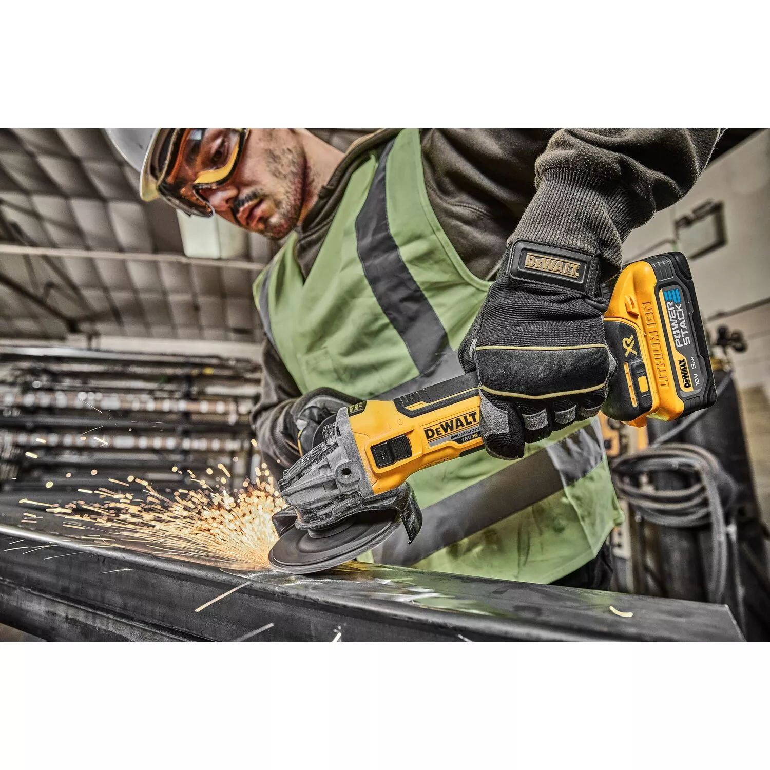 DeWALT DCG405H2T 18V Li-ion accu haakse slijper set (2x 5.0Ah POWERSTACK accu) in TSTAK - 125mm - koolborstelloos