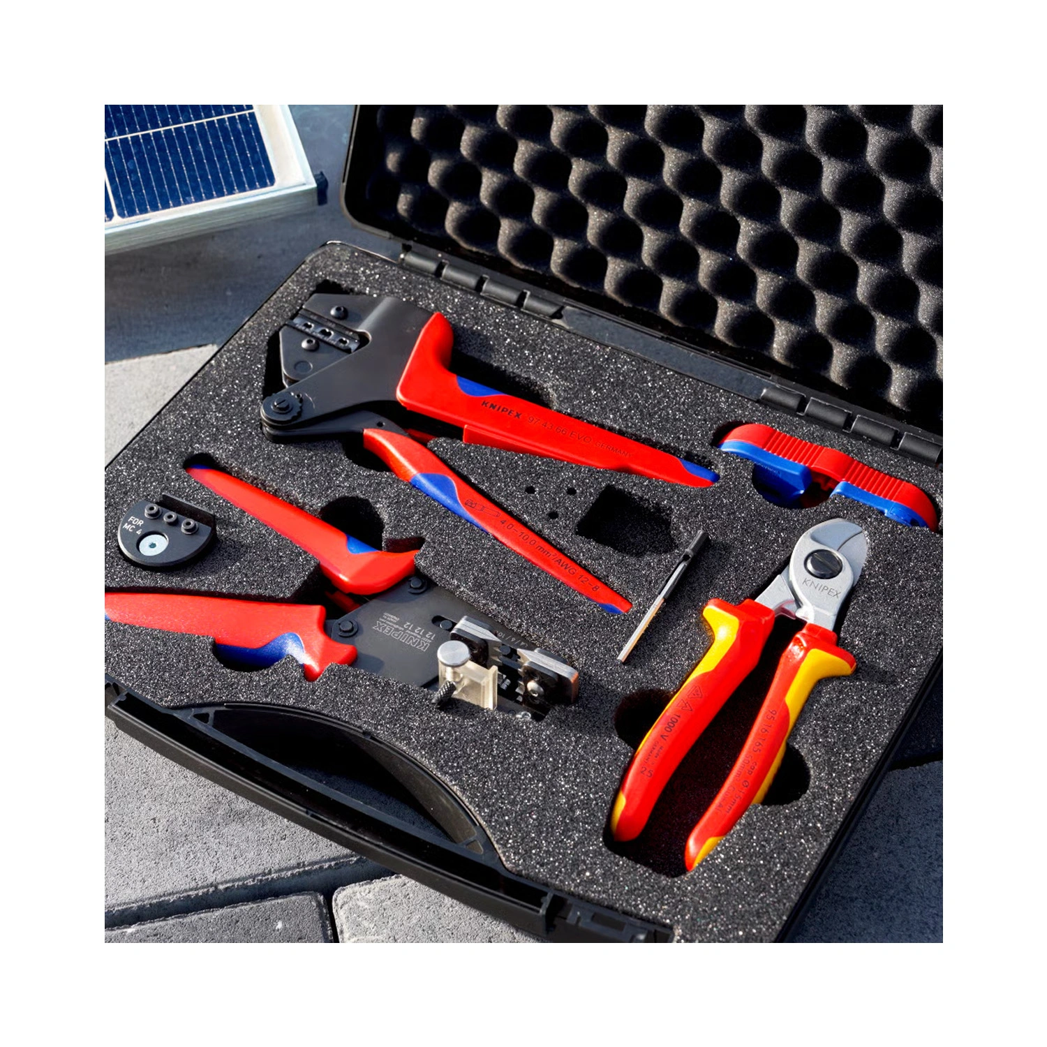 Knipex 97 91 04 V03 Gereedschapset voor MC4 / MC4 EVO 2 connectoren in koffer - 8-delig