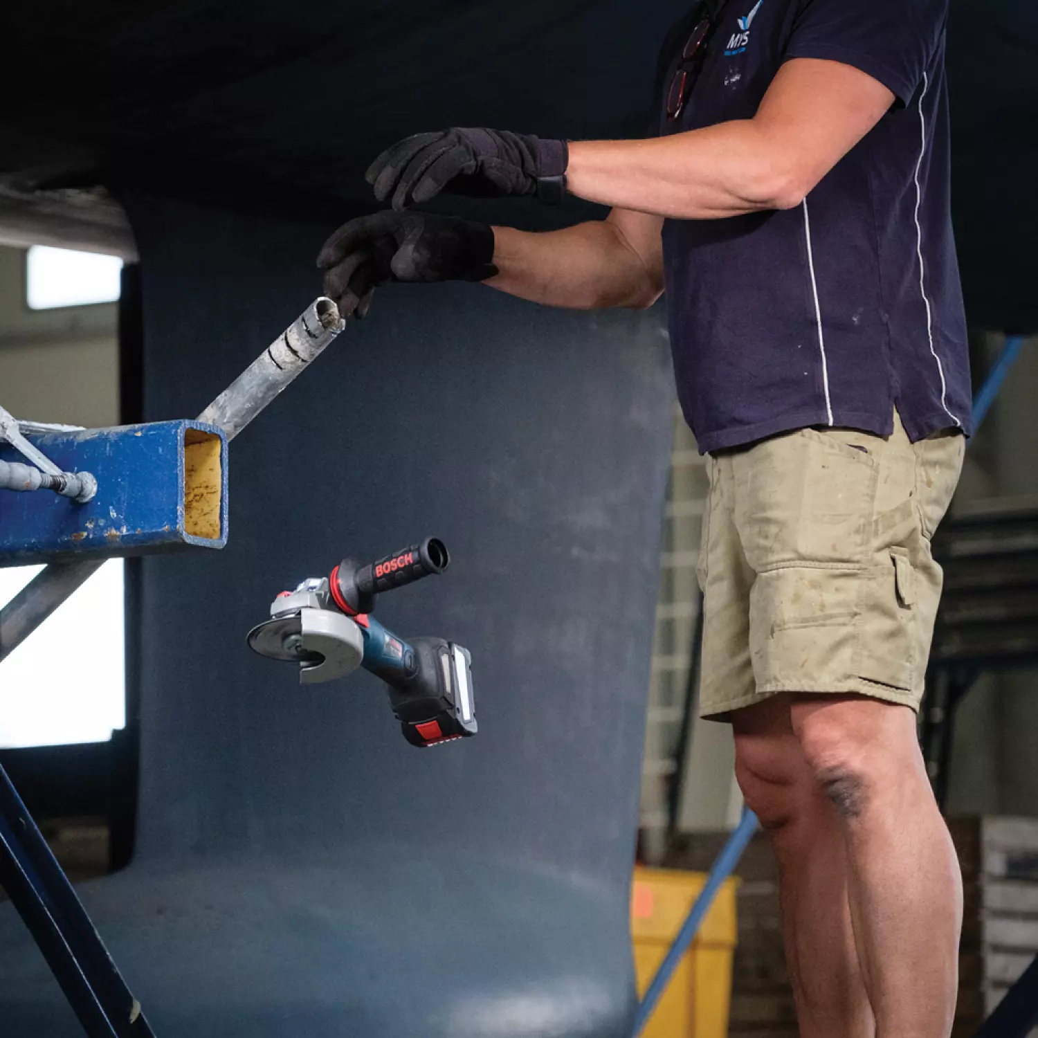 Bosch GWS 18V-10 PSC 18V Li-Ion accu haakse slijper body in L-boxx - 125mm - koolborstelloos-image