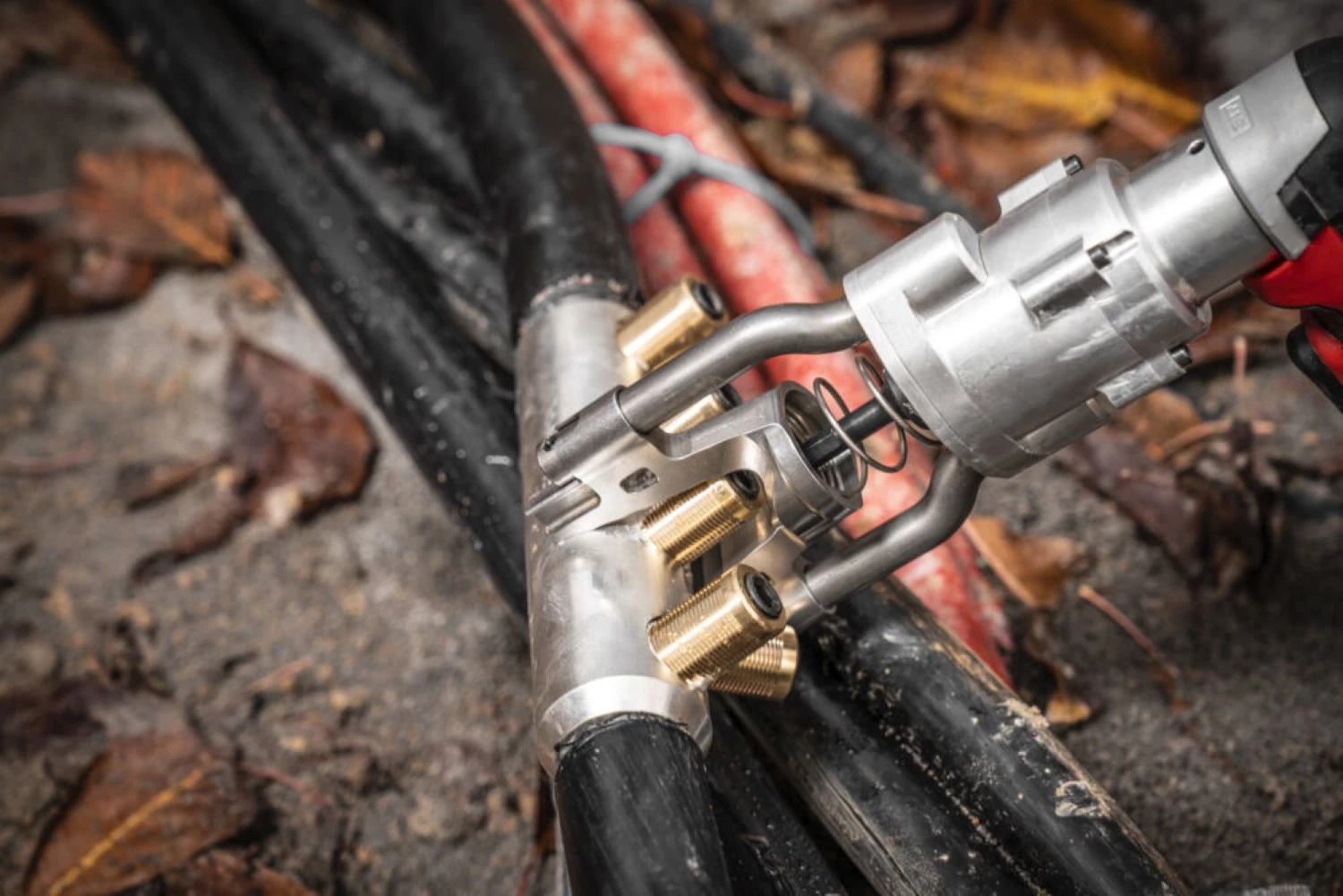 Milwaukee M18 BSBT-0X 18 V Li-ion batterie à pince de coupe corps dans un coffret HD-image