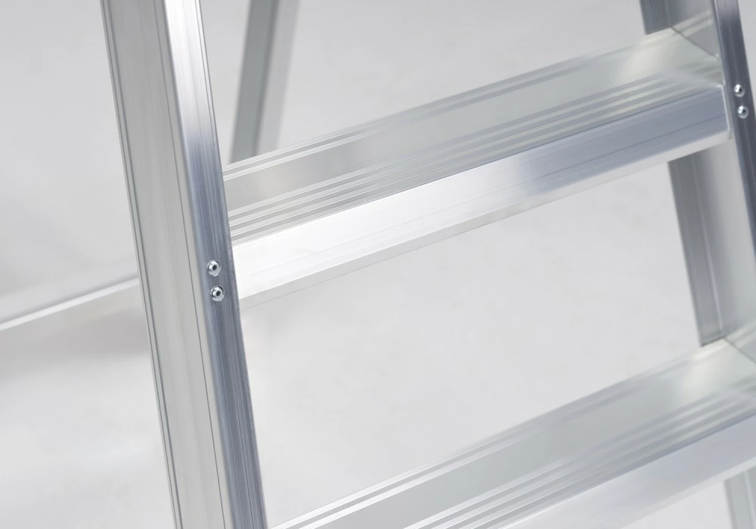 Altrex Sierra SEO 6 Trap - Enkel - Aluminium - 6 treden - max. werkhoogte 3,4m-image