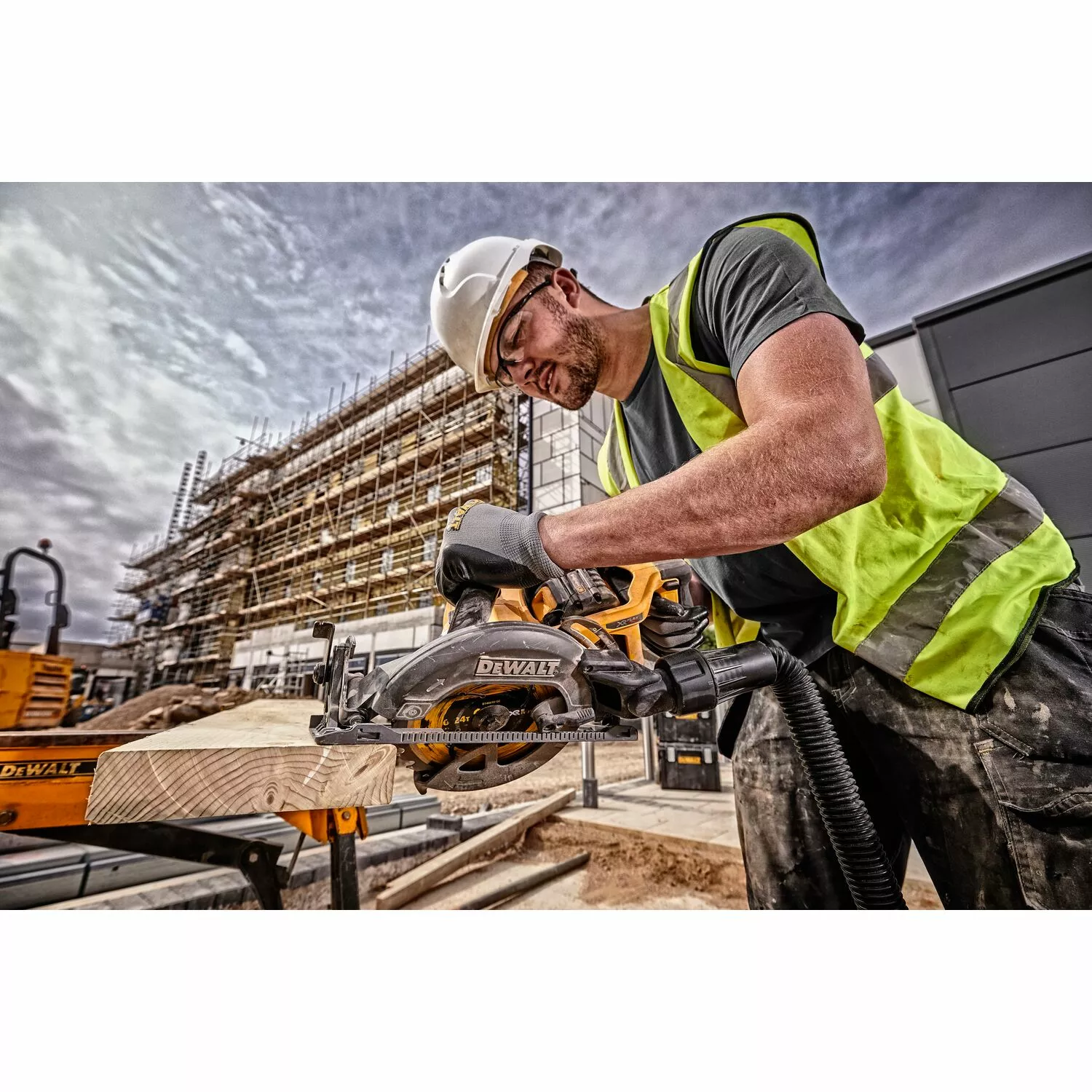 DeWALT DCS577N-XJ 54V Li-ion XR FlexVolt accu cirkelzaag body - 190mm - koolborstelloos-image