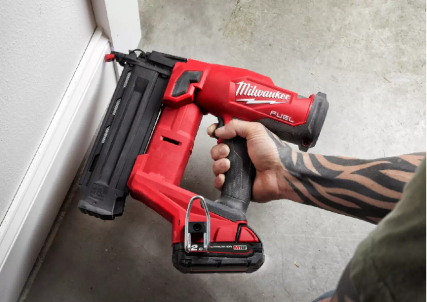 Milwaukee M18 FN18GS-202X 18V Li-ion accu mini brad tacker set (2x 2,0Ah) in HD-box - 18GA recht - 16-54mm-image