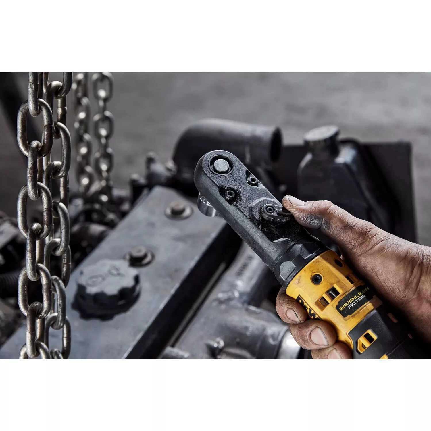 DeWALT DCF510E2G-QW 18V Li-ion accu haakse ratelsleutel set (1x 1.7Ah accu) in inlay - 3/8'' & 1/2''-image