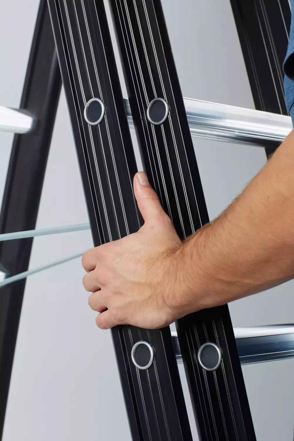 Altrex Nevada NZER 1047 Ladder - Enkel - Aluminium gecoat - 16 treden - max. werkhoogte 5,6m-image