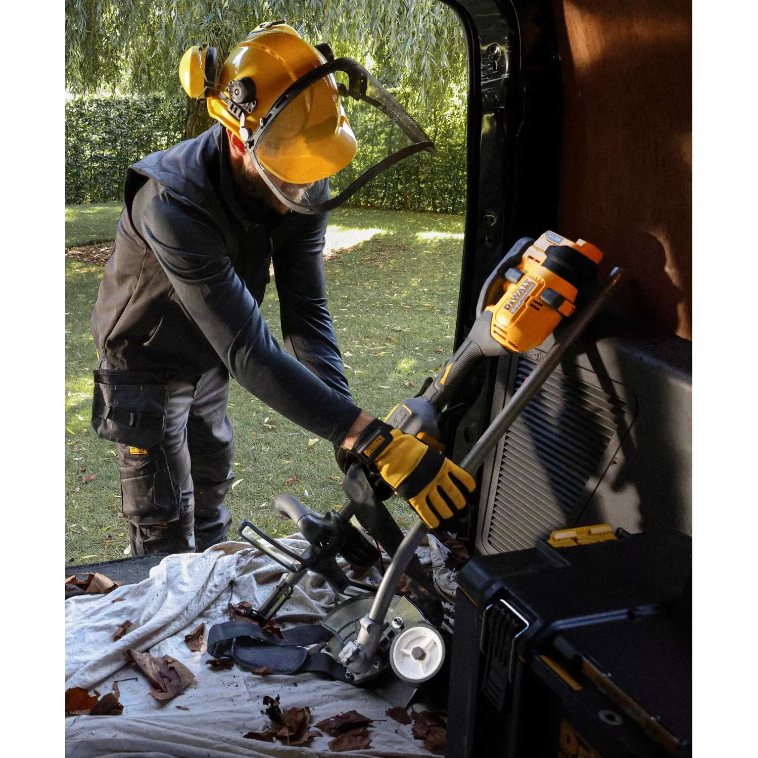 DeWALT DCMASED57X1 Kit élagueuse à lame fixe 54 V XR Flexvolt Li-ion (1 batterie 9,0 Ah)-image