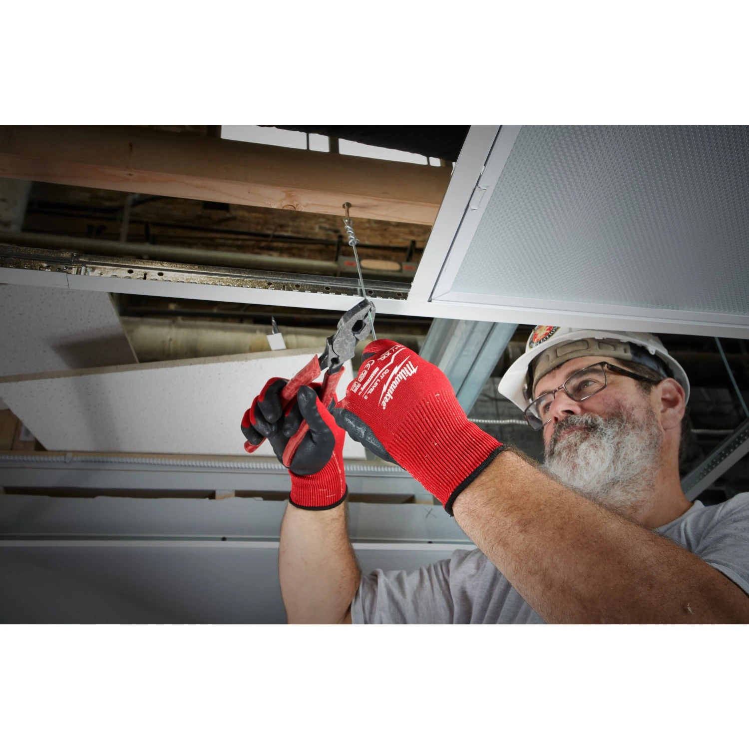Milwaukee Gants de travail enduits - classe de résistance aux coupures 3/C - 7/S - 12 paires