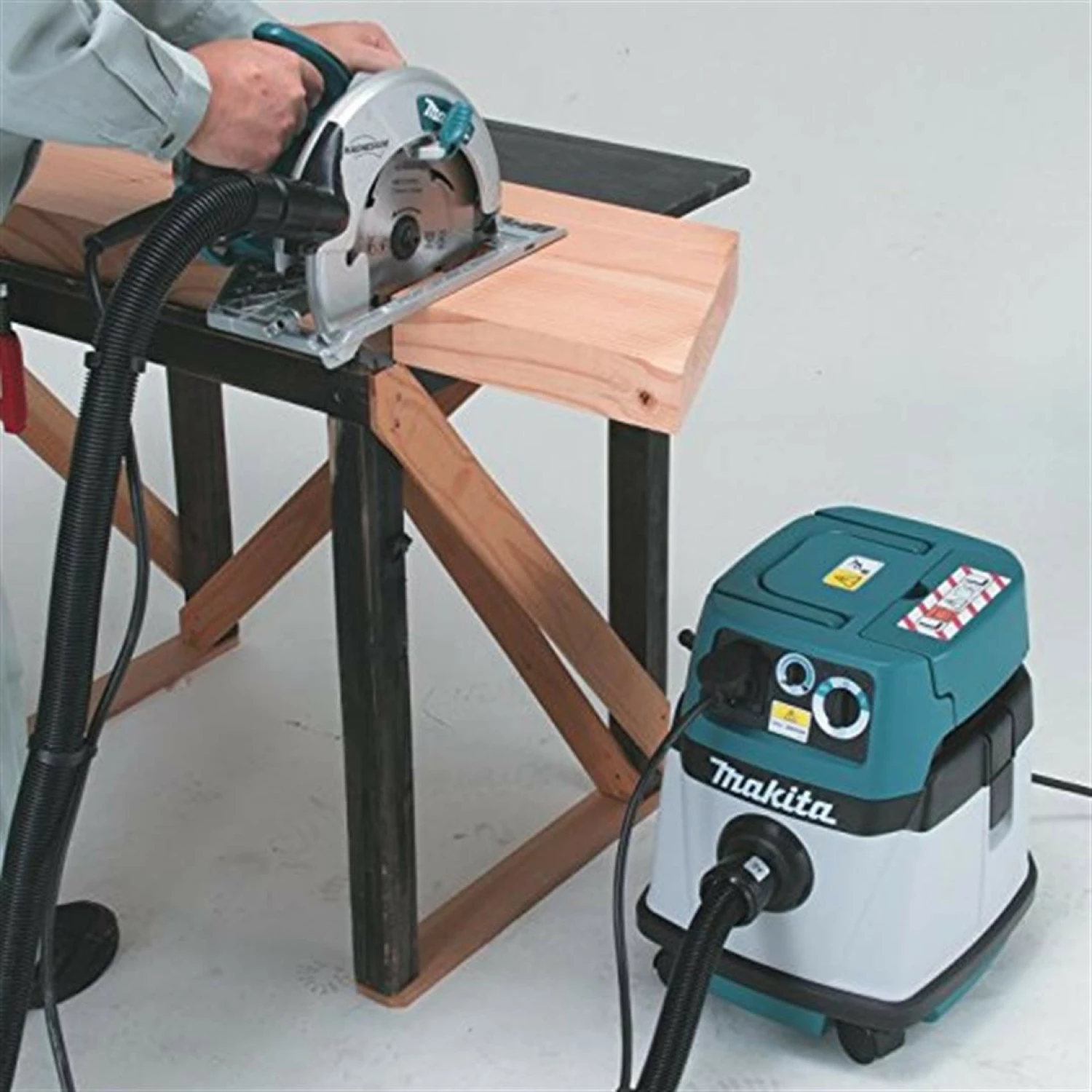 Makita VC1310LX1 Aspirateur de chantier - 1050 W - Classe L - 13 L-image