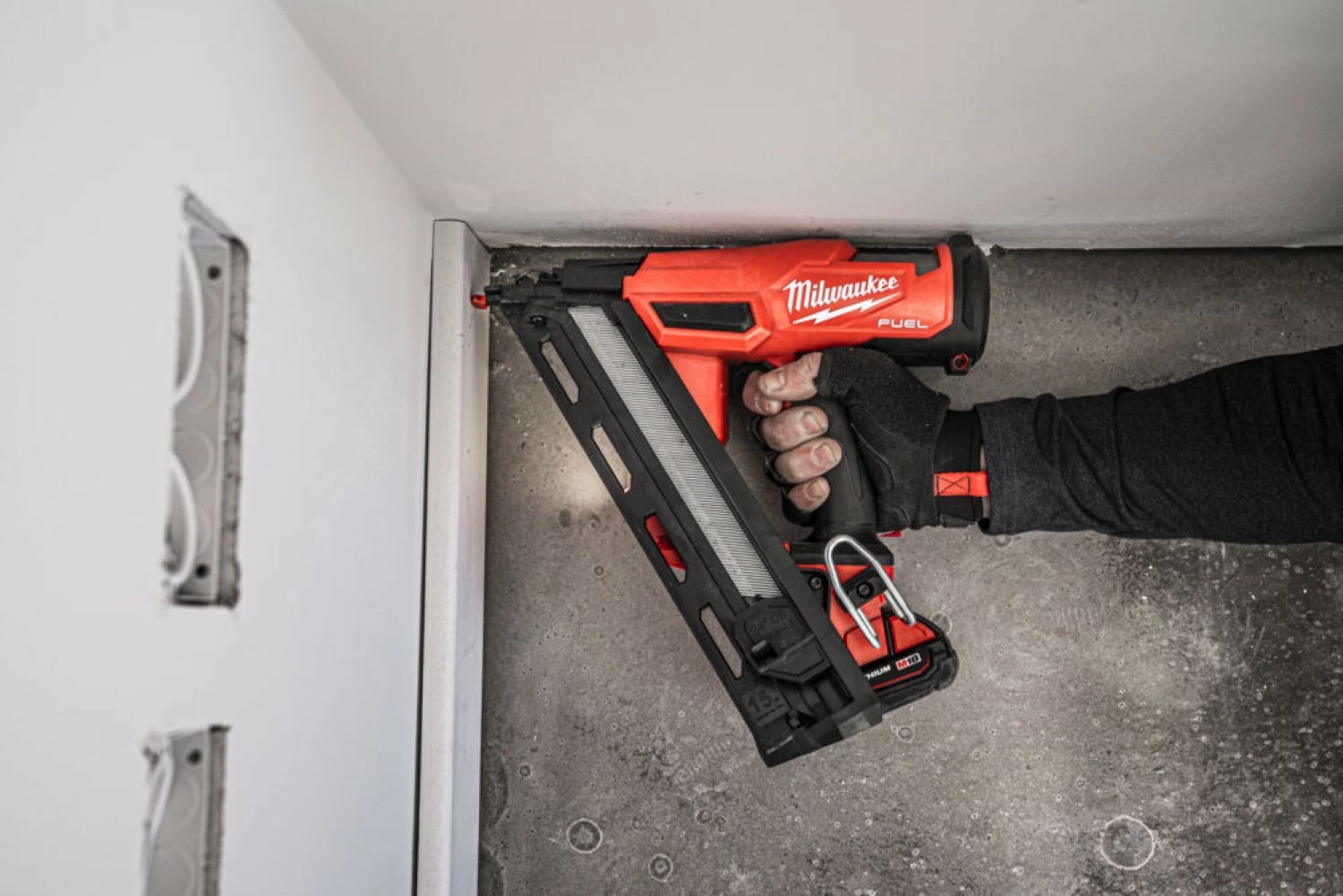 Milwaukee M18 FN15GA-0X Cloueuse sans-fil - 18V Li-ion - boîte HD - Machine seule-image