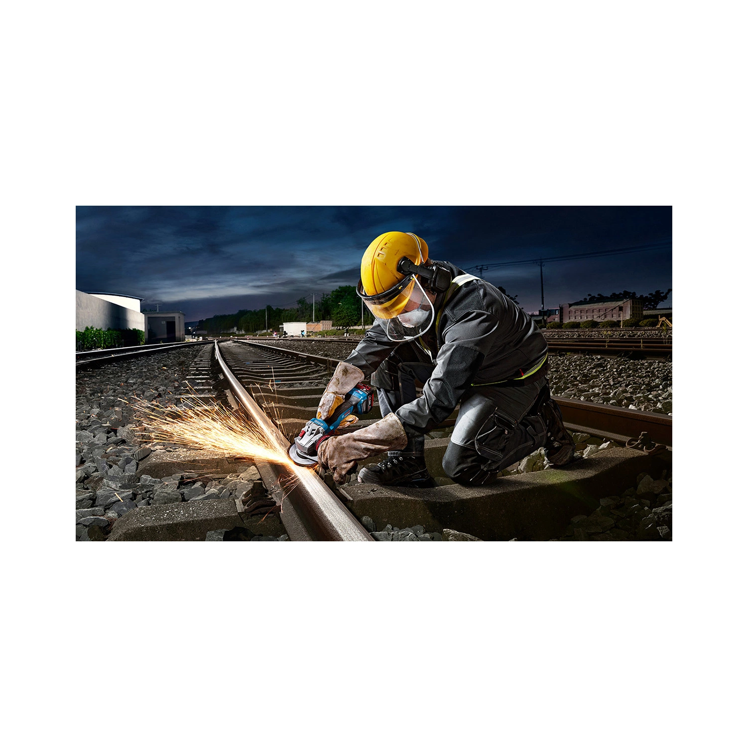 Bosch PRO GWS 18V-11 accu haakse slijper body in L-boxx-image