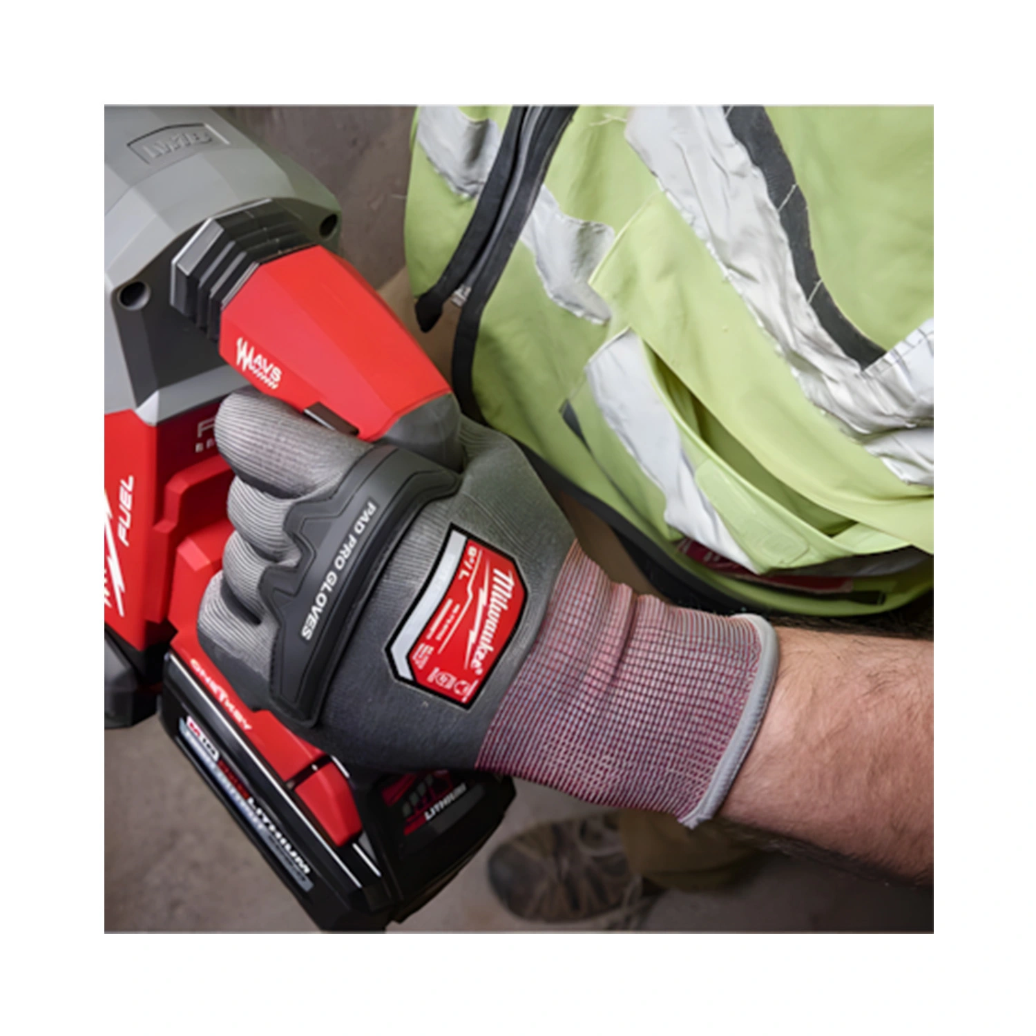 Milwaukee 4932498503 Gants Pad Pro Cut D - 9/L - 1 pièce