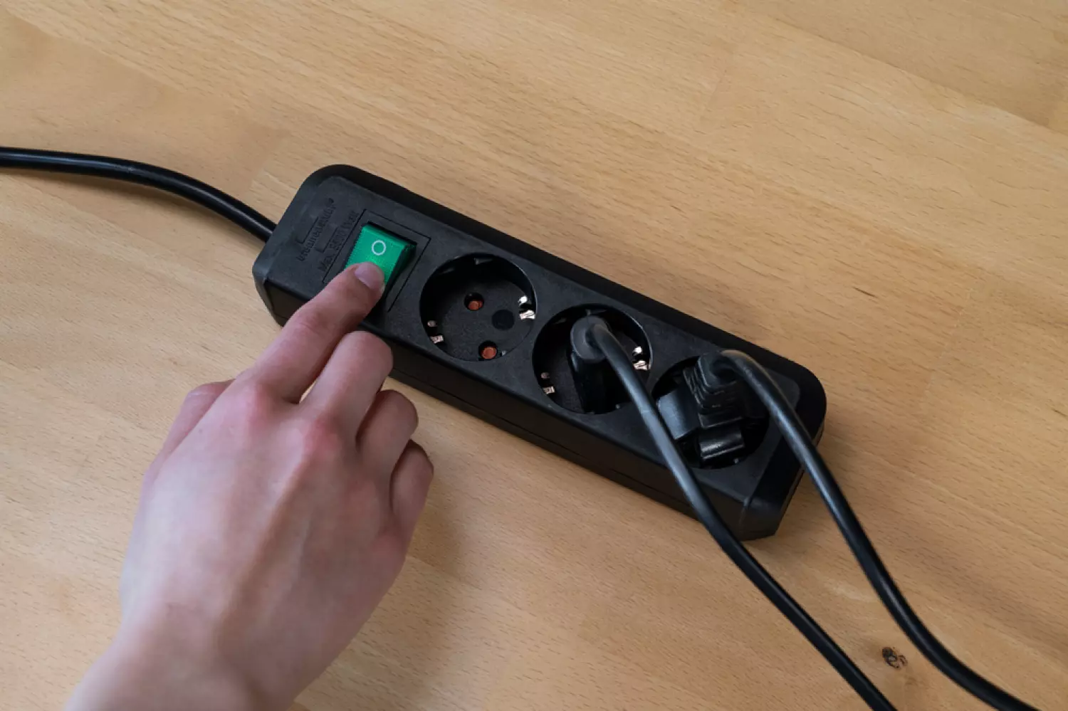 Brennenstuhl 1152300015 3 Voudige stekkerdoos - Eco Line - 1,5m-image