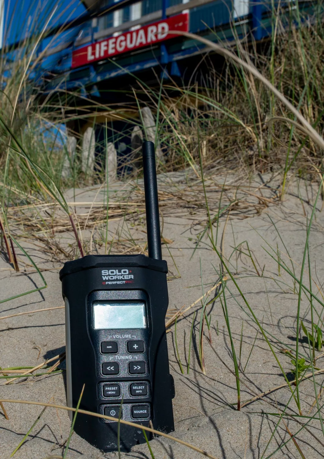 PerfectPro SOLOWORKER SWBT2 - Radio de chantier Li-Ion - DAB+ BT - FM RDS - DAB+ - bluetooth - aux-in - sur secteur et batterie-image